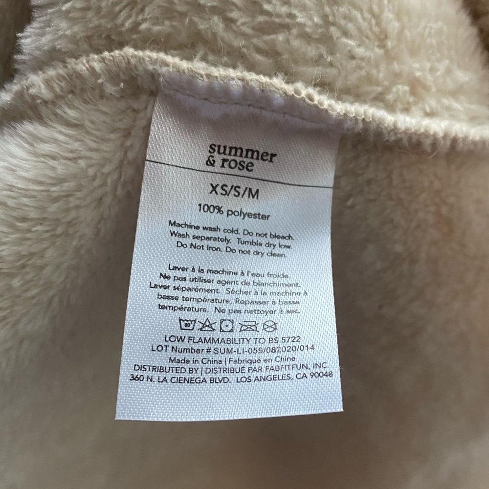 summer & rose | Plush Robe - Picture 3 of 3